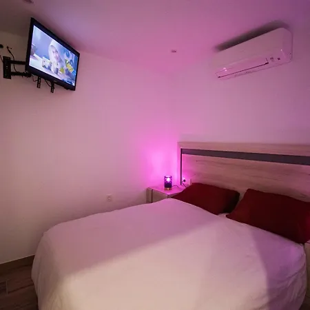 Snowgranada Valles Alodia House アパート