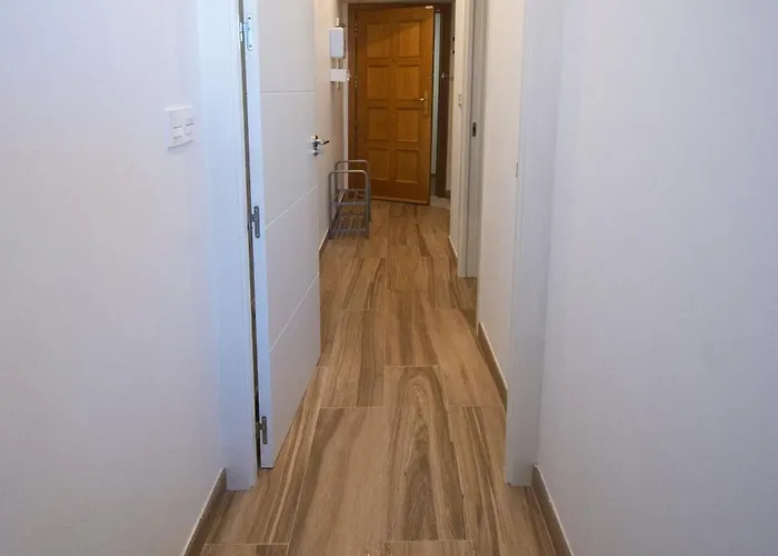 Snowgranada Valles Alodia House